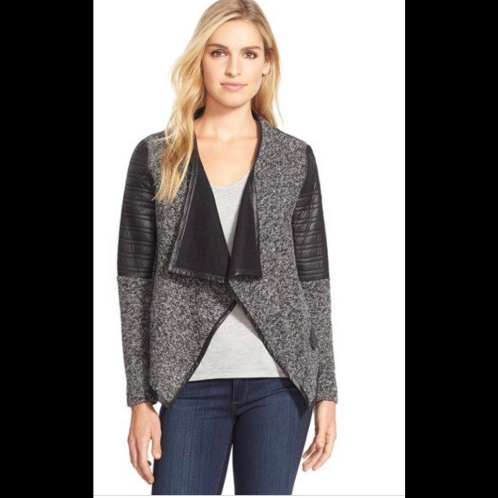 Love Token drape front jacket ❤️